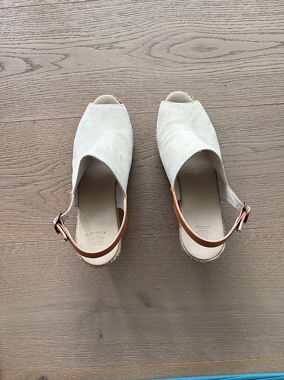 Damenschuhe: Navyboot Sandaletten Grösse 40 – Gebraucht aus Uetikon am See von Laura__S 1