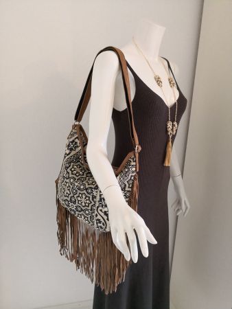 ACCESSORIZE TASCHE MIT FRANSEN & PERLEN & PAILLETTEN