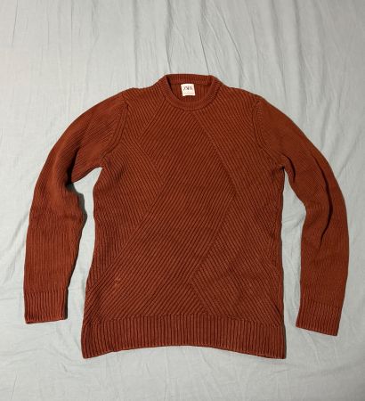 ZARA men's long-sleeved sweater, size M, brown.