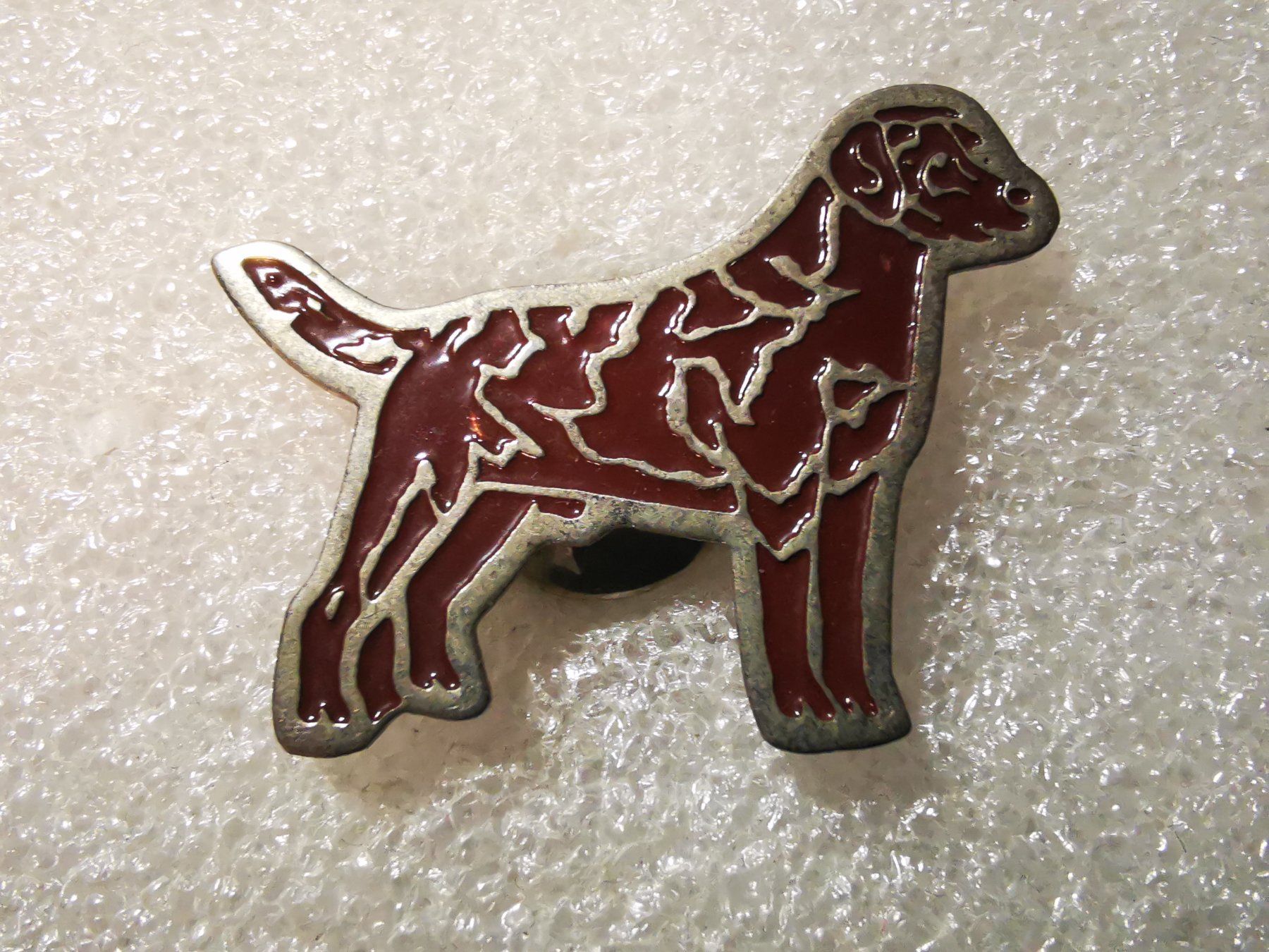 Placchette & Badge: Ansteckpin 13: Hund – Usato da Oppligen venduto da Pin-Fall-Shop