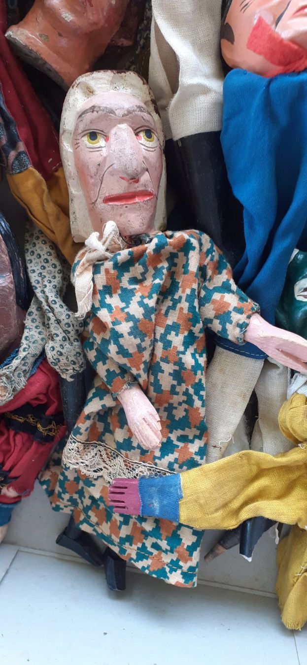 Giocattoli: Antike Kasperlefiguren - Lot – Usato da Mörschwil venduto da antiksalon 5