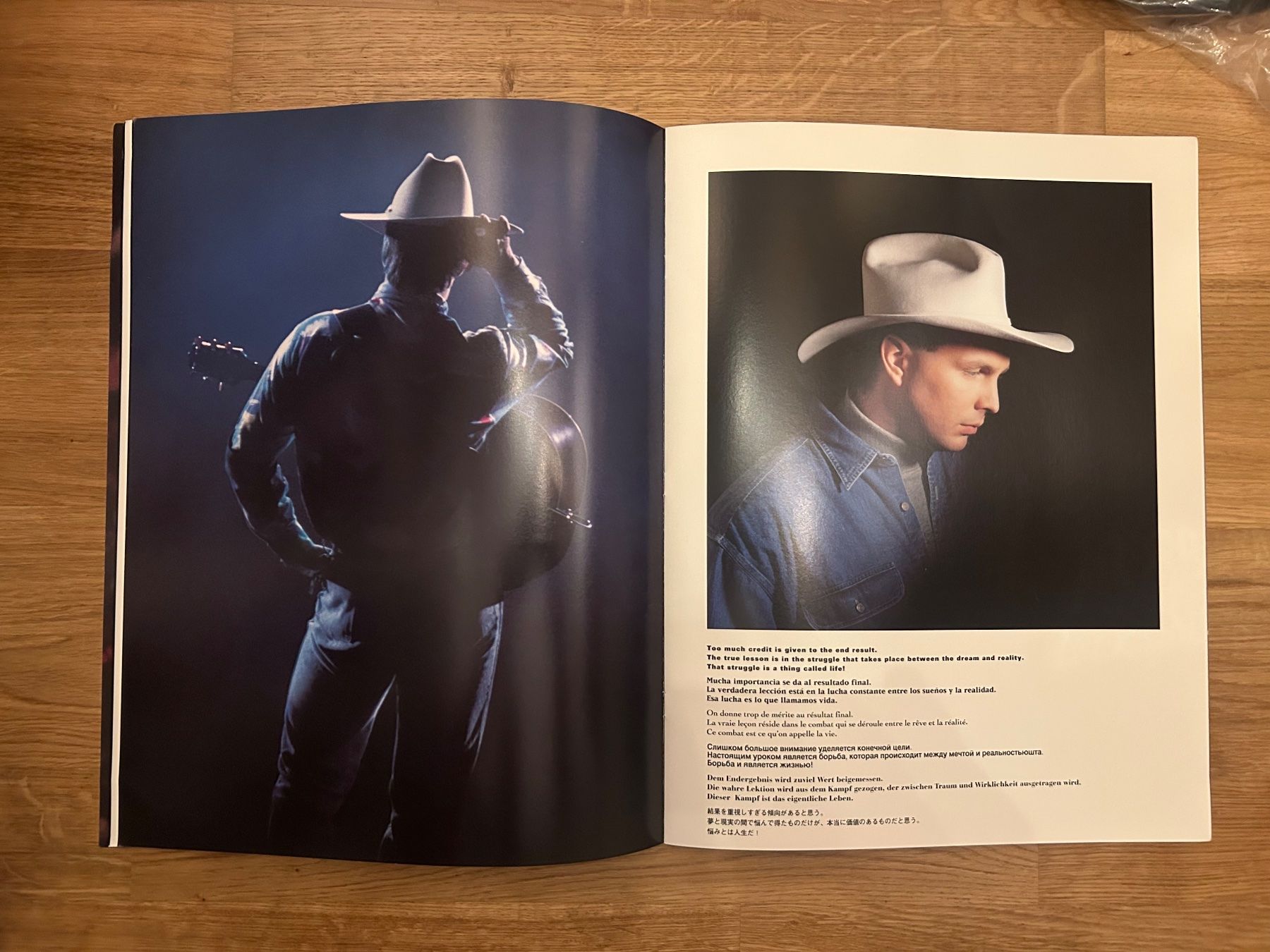 Riviste & Magazine: Garth Brooks "The Experience" Tour-Programmheft MEGA & RAR – Nuovo (secondo la descrizione) da Basel venduto da forevermusic 5