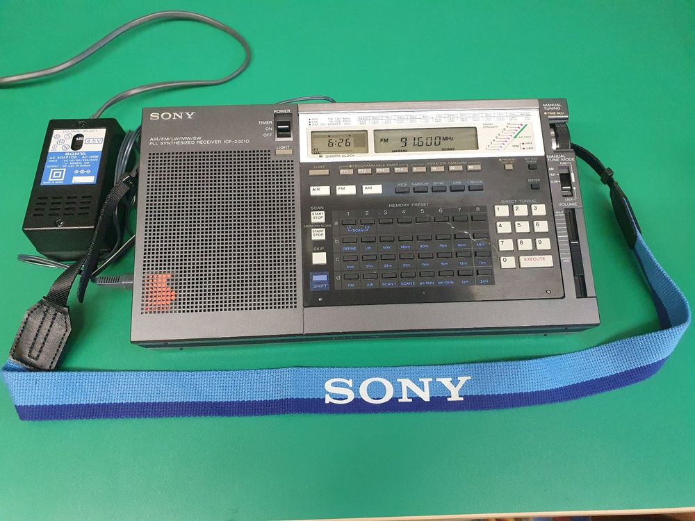 Sony ICF2001D Weltempfänger AIR/AM/FM Radio MADE in JAPAN Comprare
