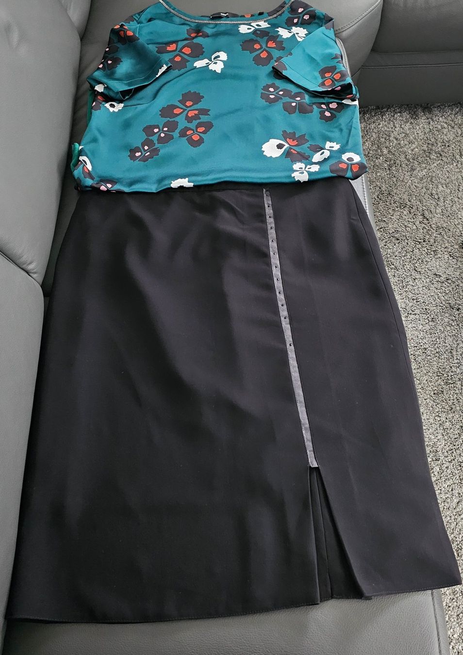 Bonita Lotti di vestiti: BONITA Bluse und Rock Gr.L – Usato da Bronschhofen venduto da Xena37 3