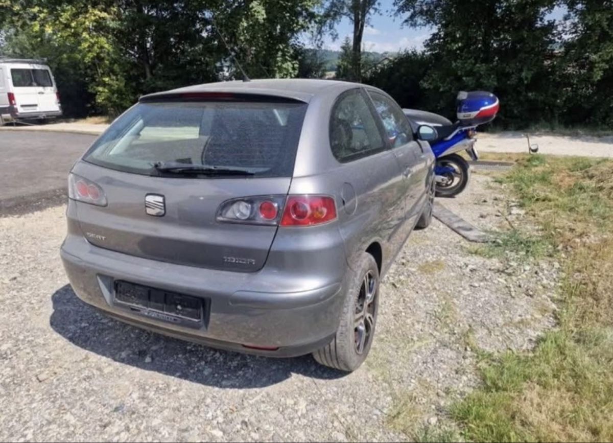 Seat Automobili: Seat Ibiza 1.4 – Usato da Bulle venduto da mon_lv9v 1
