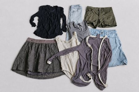 Damen Markenpaket Gr. S - WOLFORD, Stradivarius & edc