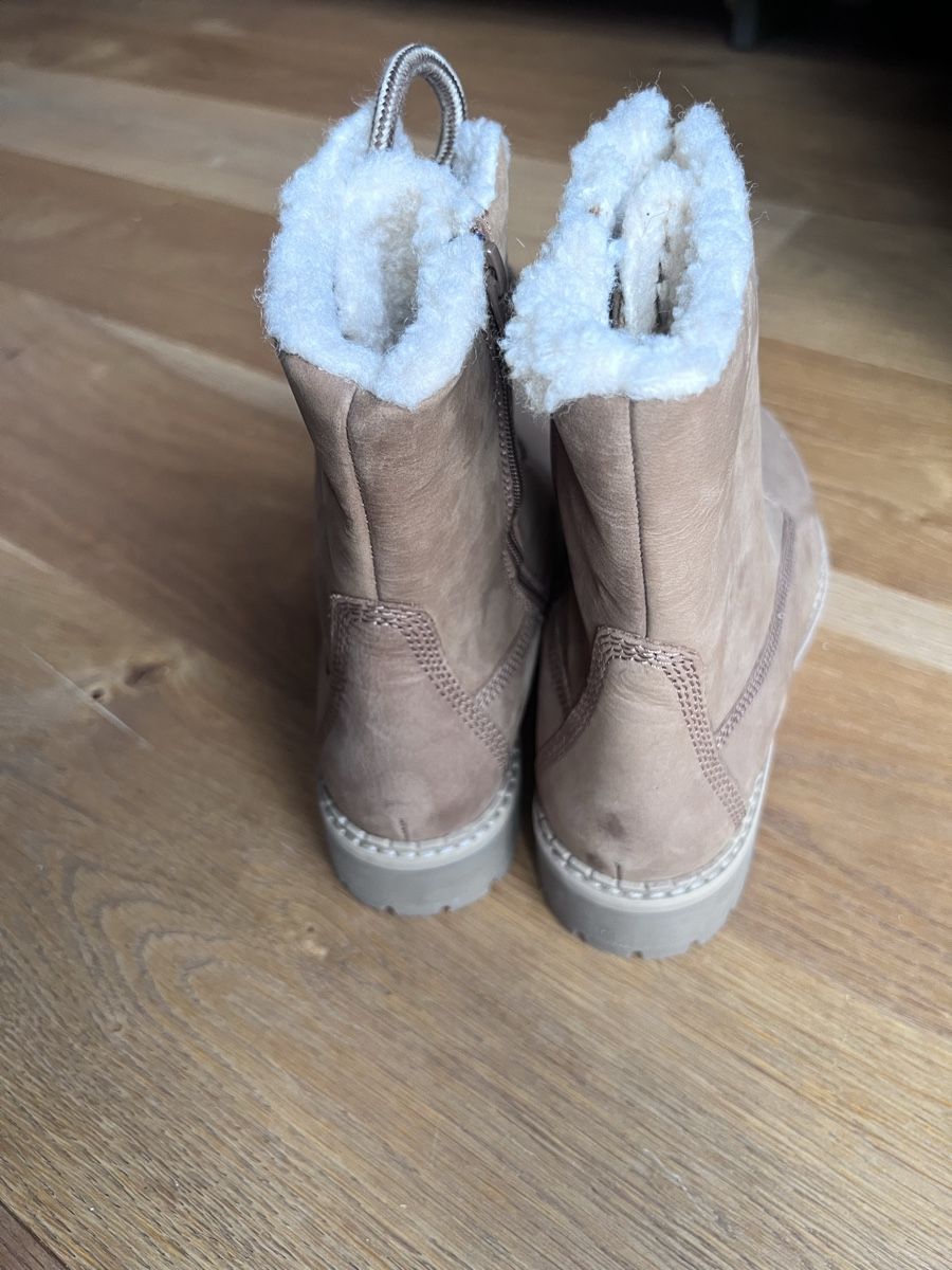Scarpe da donna: Warme Winterstiefel Gr. 39 mit Fellfutter – Nuovo (secondo la descrizione) da Dürrenäsch venduto da Fonsi_12 3