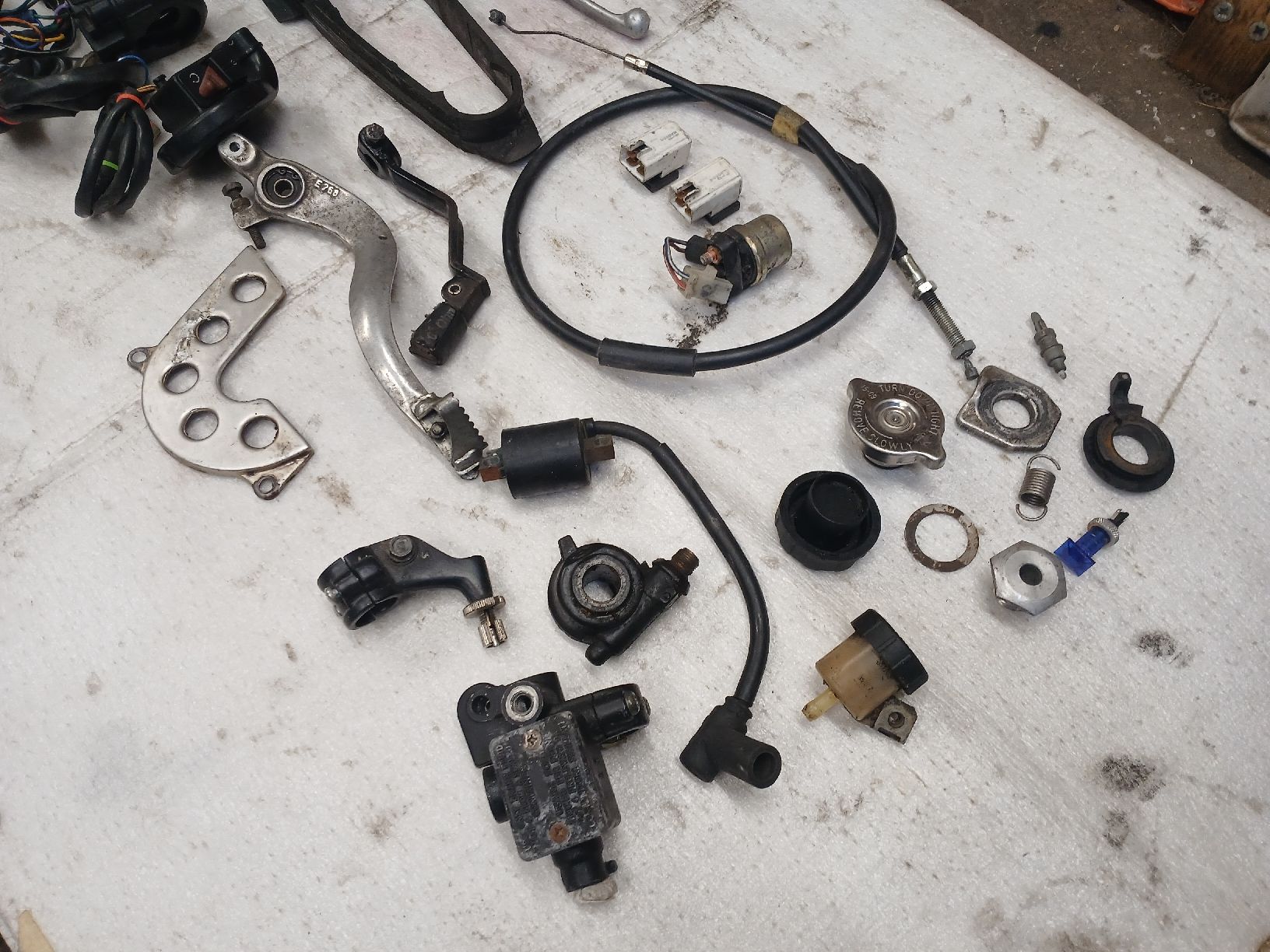 KTM Tutti i ricambio per moto: KTM 125 Sting pièces, teile – Usato da Fey venduto da lobanovski1 2