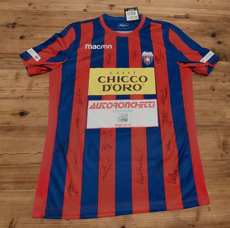 Chiasso FC football signiert neu mit etikette + Kaufen auf Ricardo