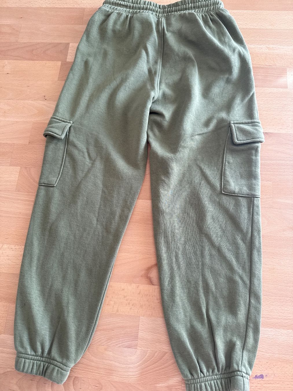 H&M Pantaloni: Turnhose Gr. 134 – Usato da Zürich venduto da Lucinka21 2