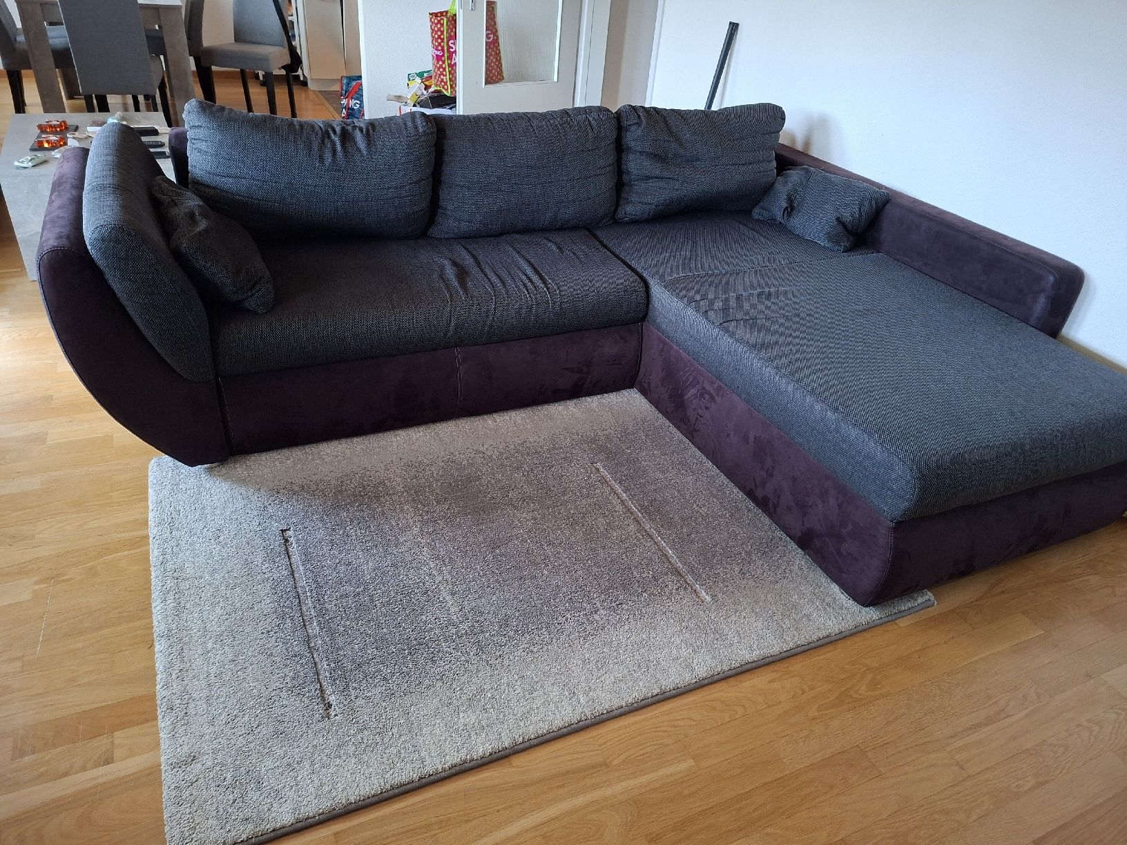 Divani: Ausziehbares Sofa – Usato da Abtwil SG venduto da Funnky87 1