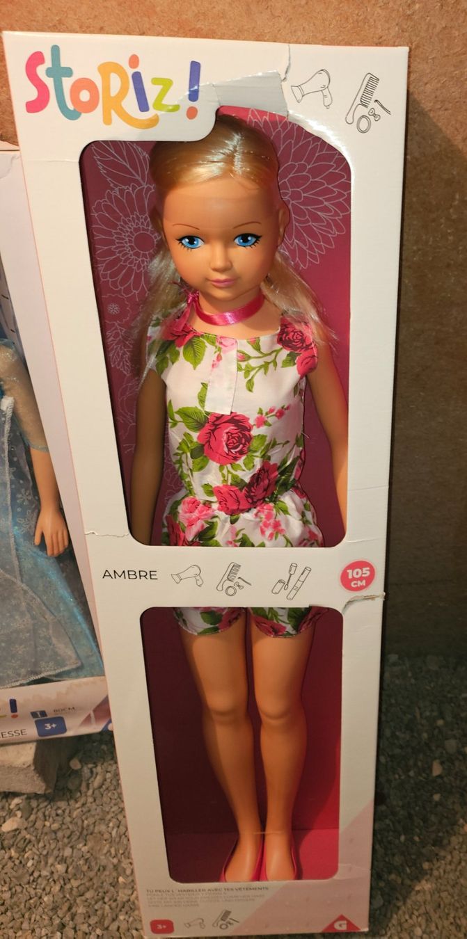 Puppen: 2 grosse Puppen "Elsa" & "Ambre" – Gebraucht aus Thun von Shame 2