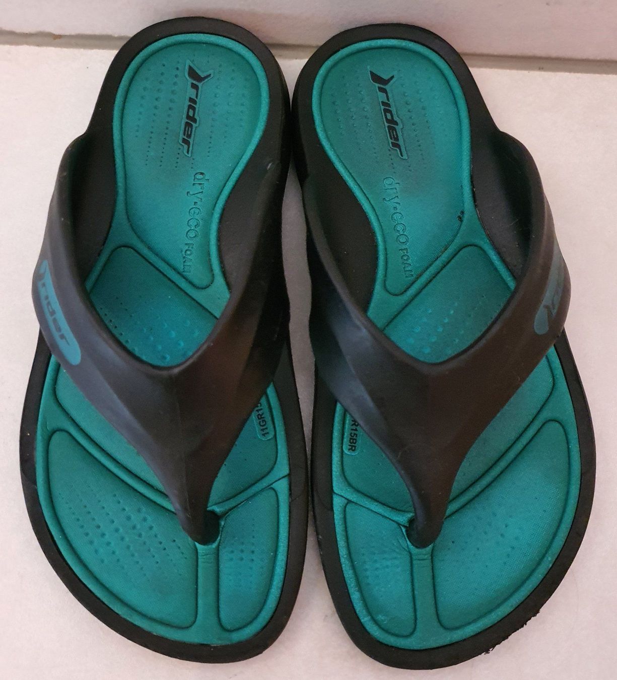 Scarpe per ragazzi: Tongs marque Rider pointure 29 – Usato da Vouvry venduto da Arwenne 1