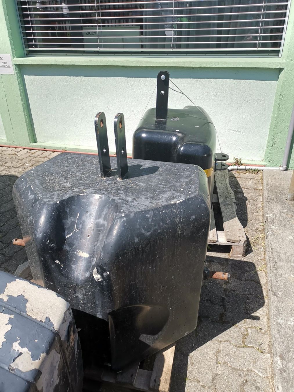 Trattori: Traktoren Gewicht 600 KG – Usato da Buttwil venduto da obelix-idefix 4
