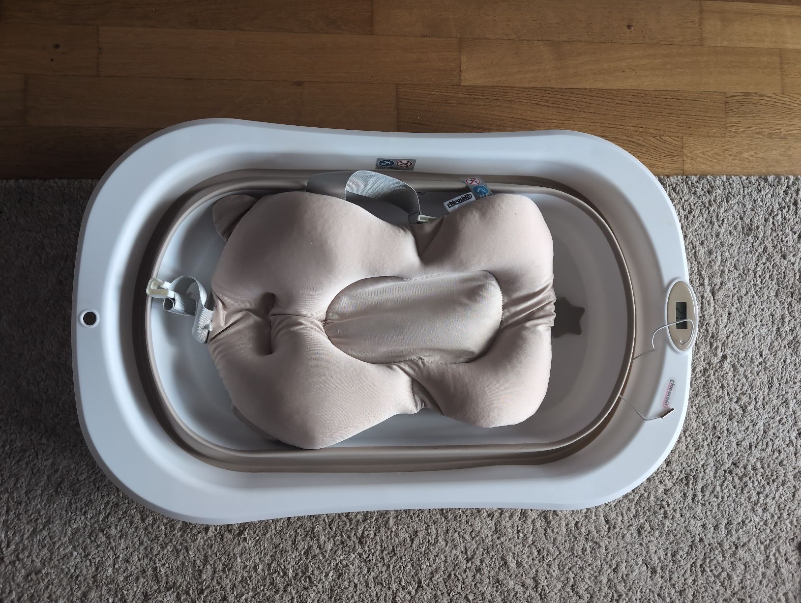 Vasche da bagno: Foldable Baby Bath with Digital Thermometer - Summer Ready! – Nuovo (secondo la descrizione) da Zürich venduto da StefaniaSA 1