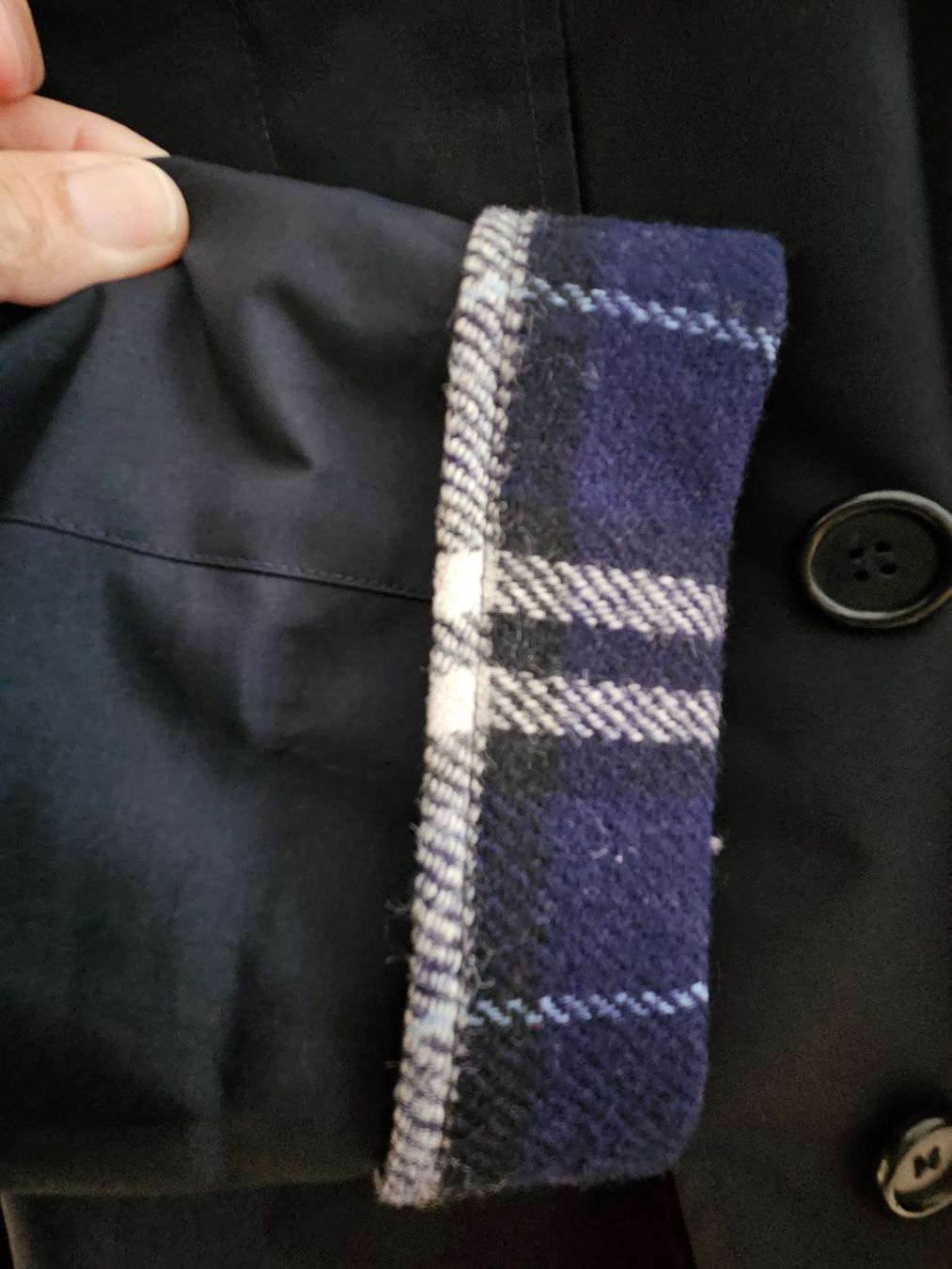 Burberry Cappotti: Trench-coat Burberry vintage authentique – Usato da Wettingen venduto da Italia63 3