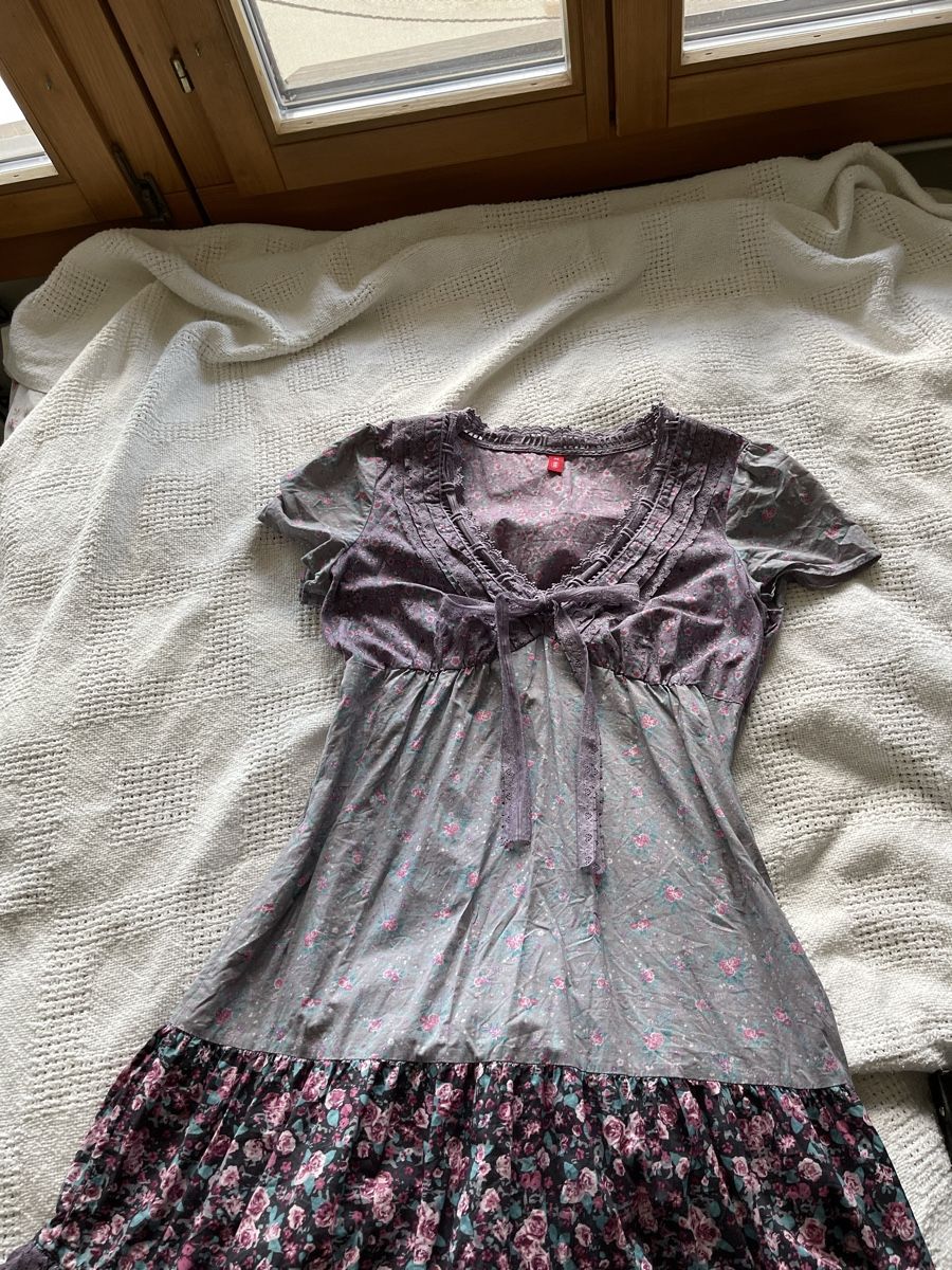 Vestiti: Mittellanges Kleid – Usato da Gondiswil venduto da lor_2rkz 2