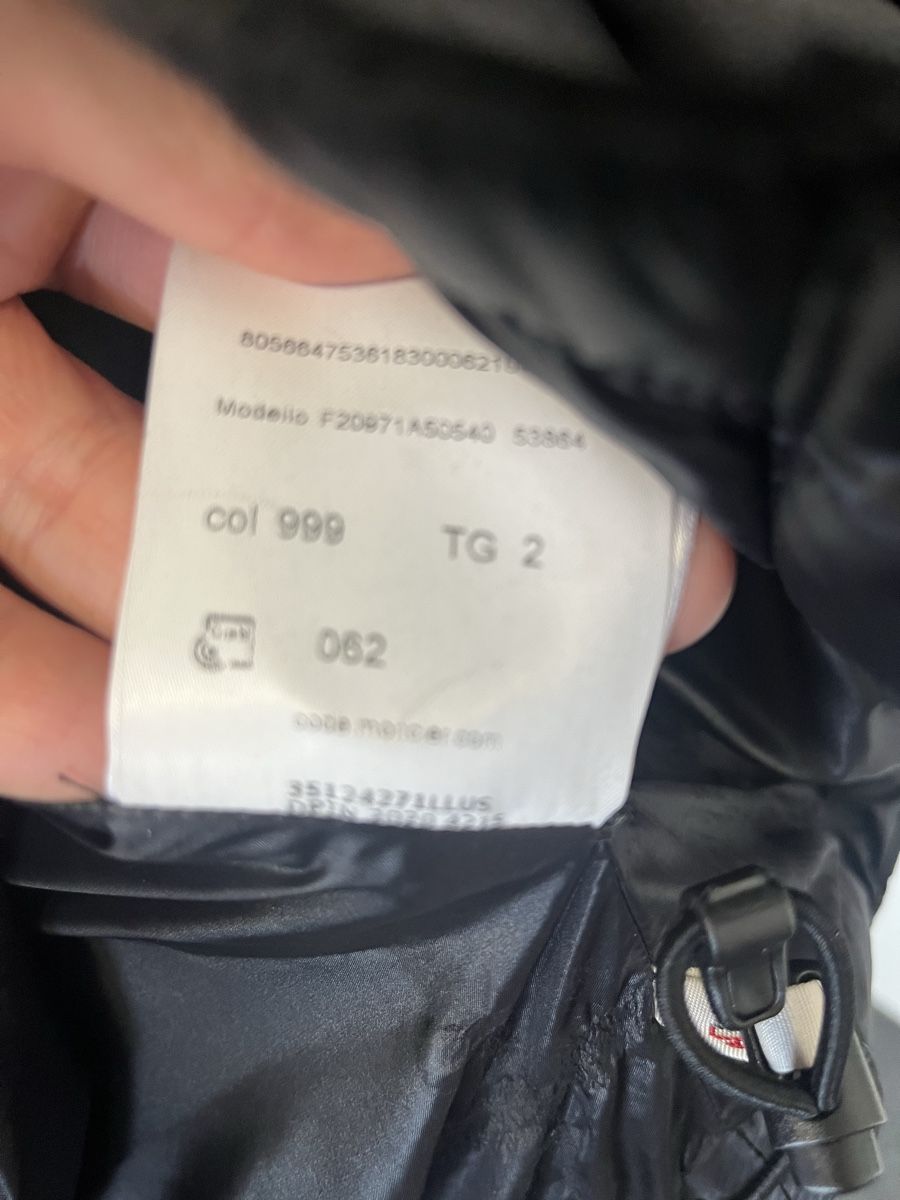 Moncler Jacken: Moncler Grenoble Camurac Ski jacket – Gebraucht aus Muri b. Bern von nic_fq77 5
