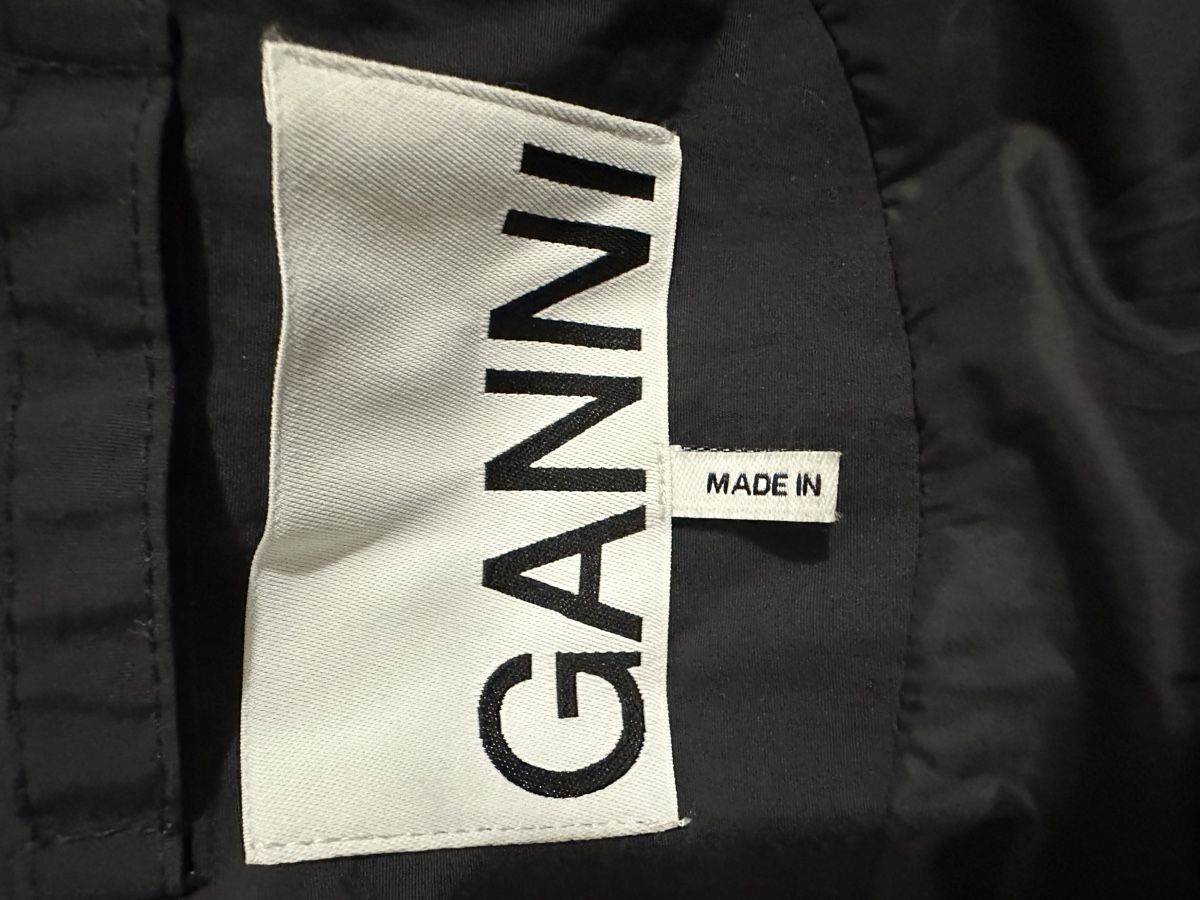 Ganni Jacken: Ganni Damen Jacke – Gebraucht aus Wattwil von ber_l85q 2