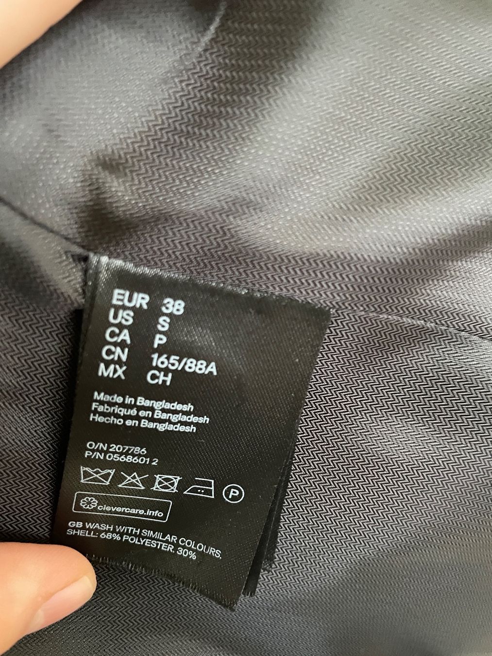 H&M Giacche: Blazer schwarz H&M Grösse 38 – Usato da ZUFIKON venduto da SULMI01 6
