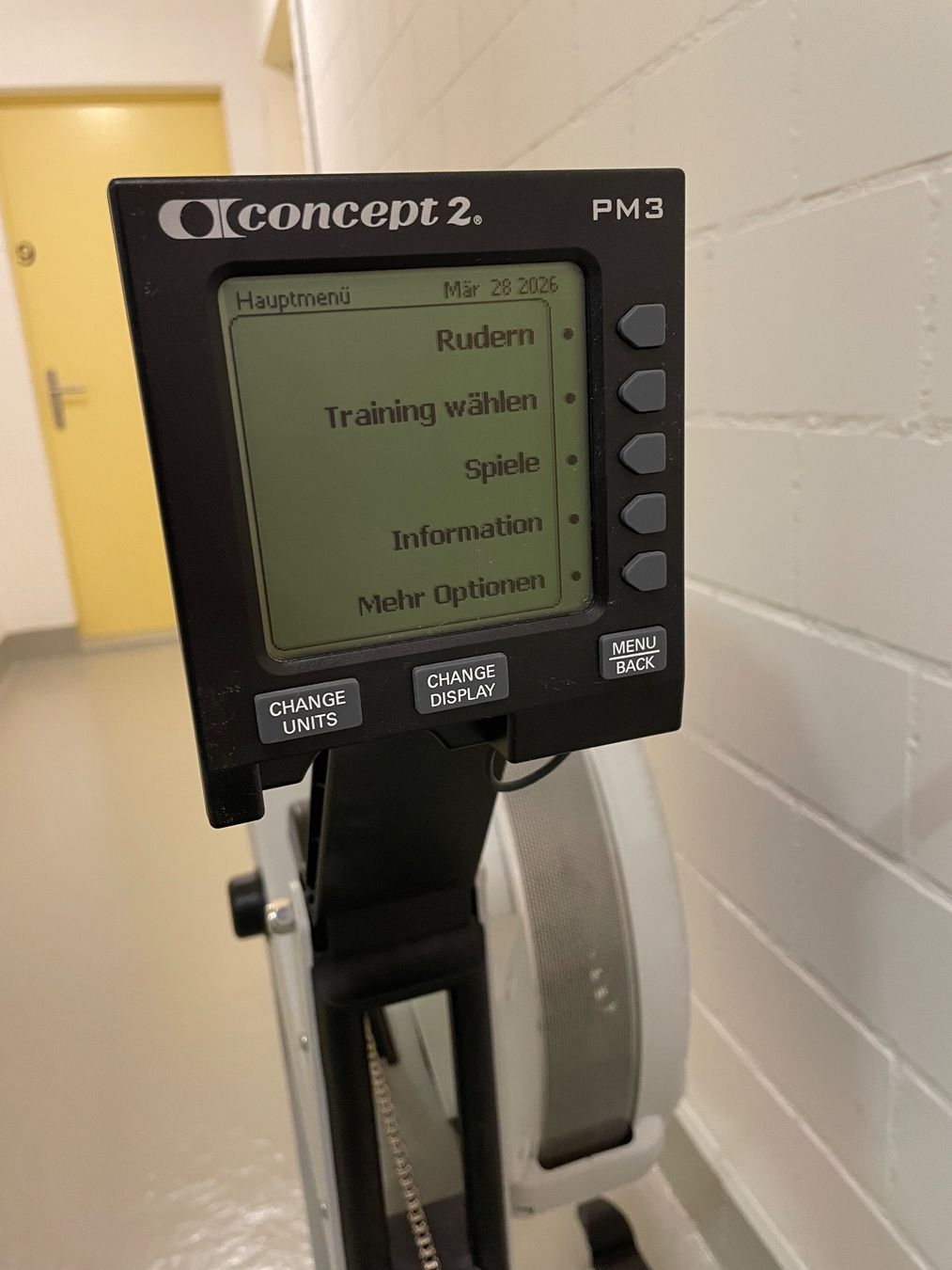 Concept 2 Vélos d'appartement: Concept2 Rudergerät Indoor Rower Modell D mit PM3 – D'occasion à Herzogenbuchsee par weeheavy 6