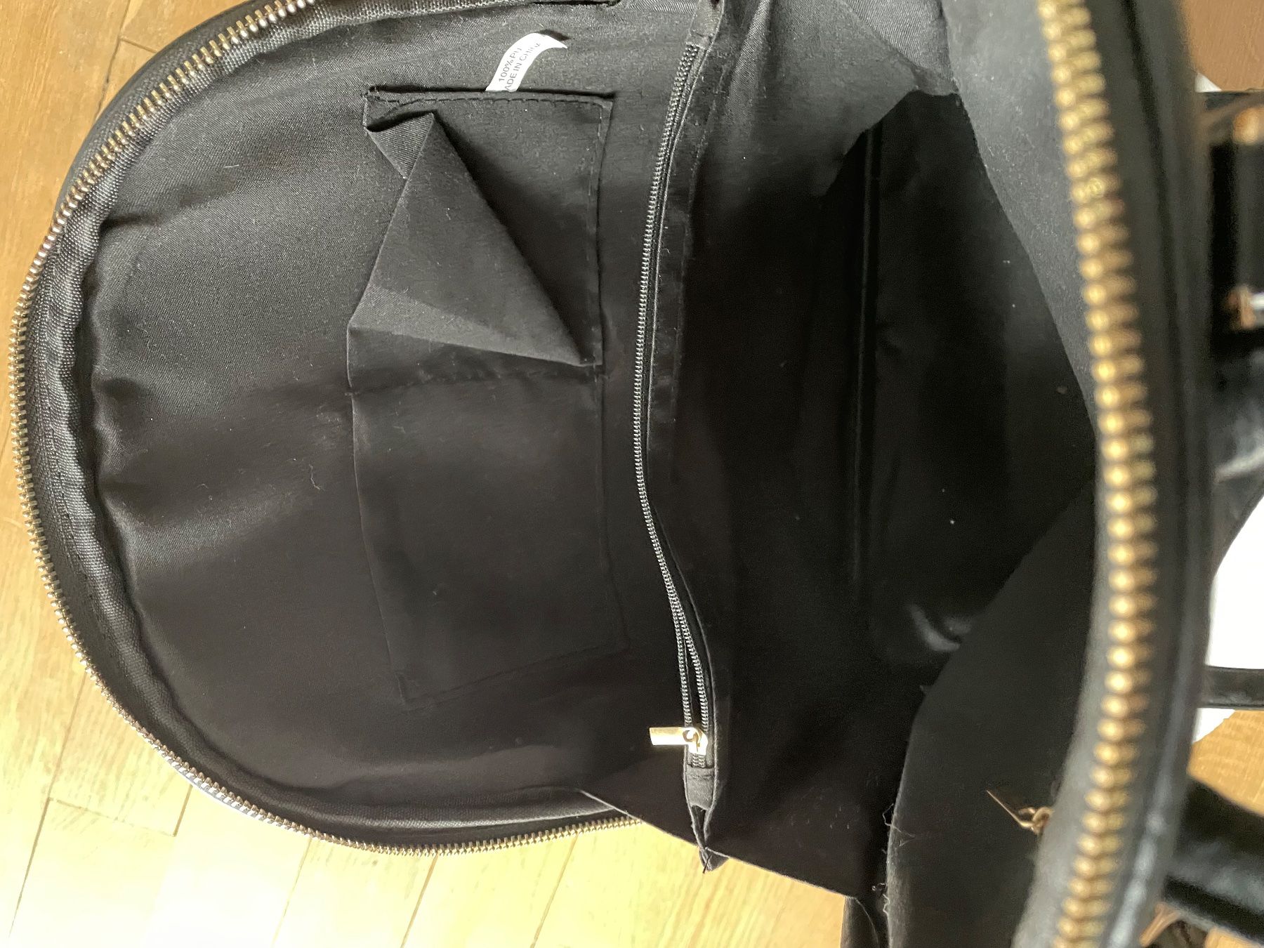 Zaini: Damen / Rucksack  schwarz neuwertig – Usato da Glis venduto da taisiya078 3