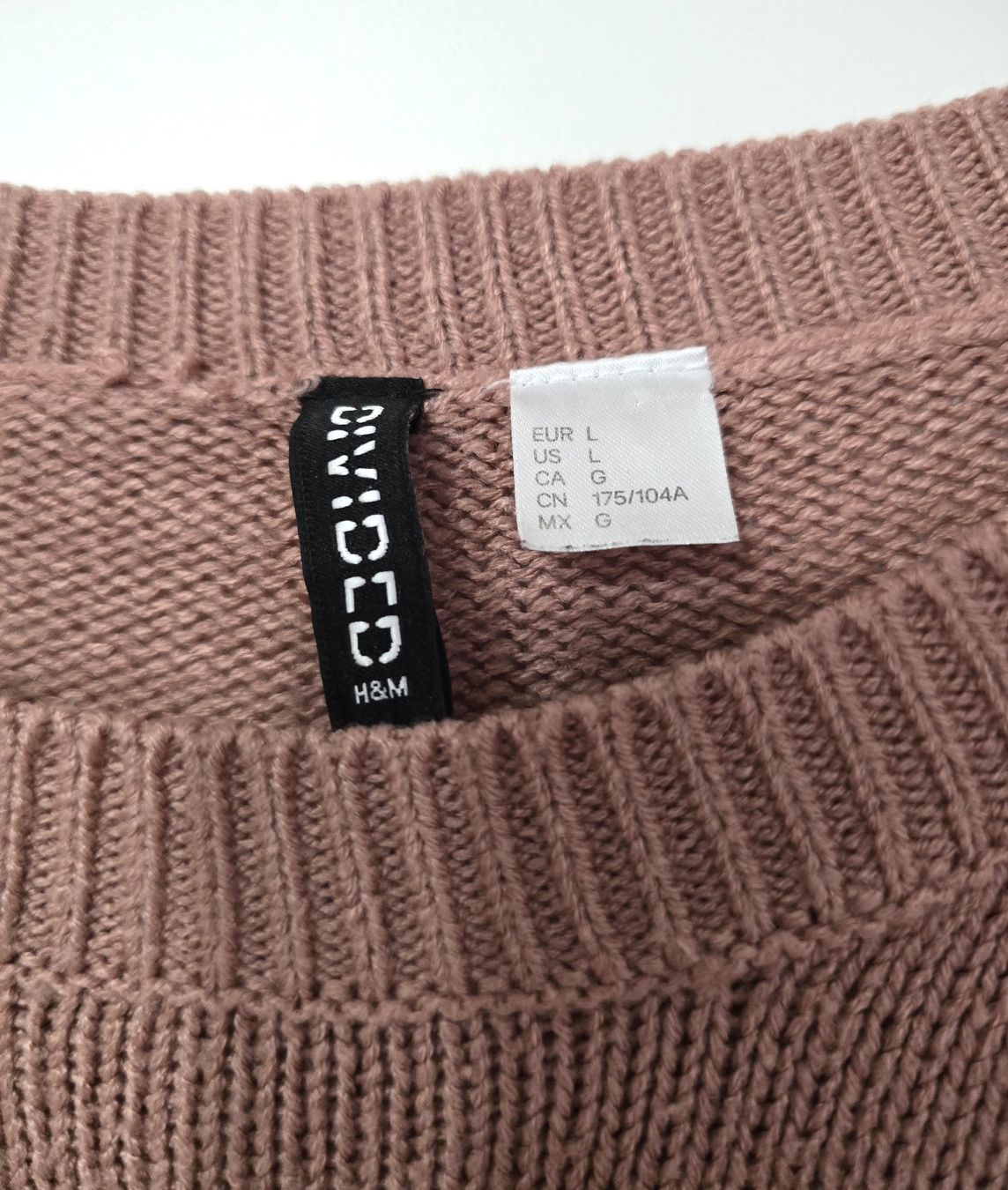 H&M Pullover & Sweatshirts: Divided by H&M Damen Pullover Grösse L – Gebraucht aus Oetwil an der Limmat von dhantal 1
