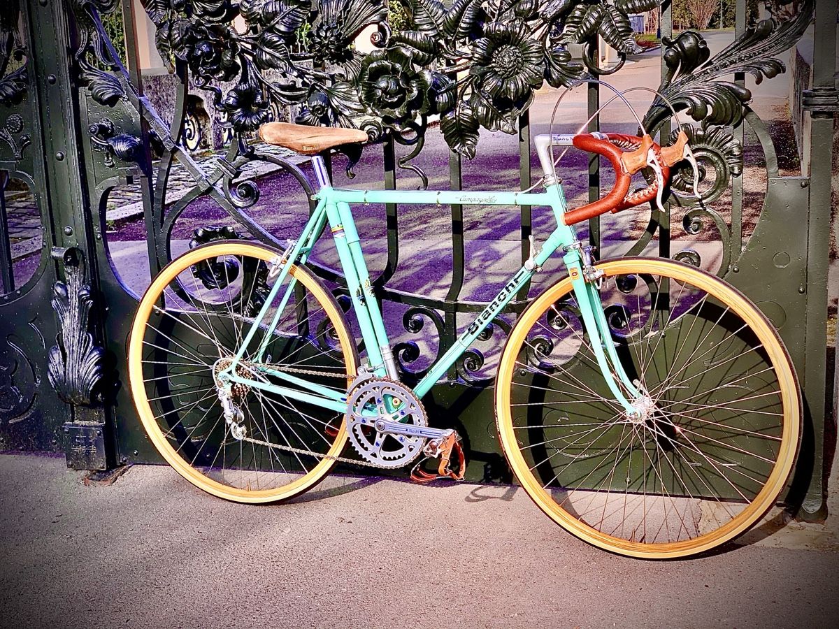 Bianchi Biciclette: Bianchi mit Holzfelgen  – Usato da Thal venduto da Strigelgass 6