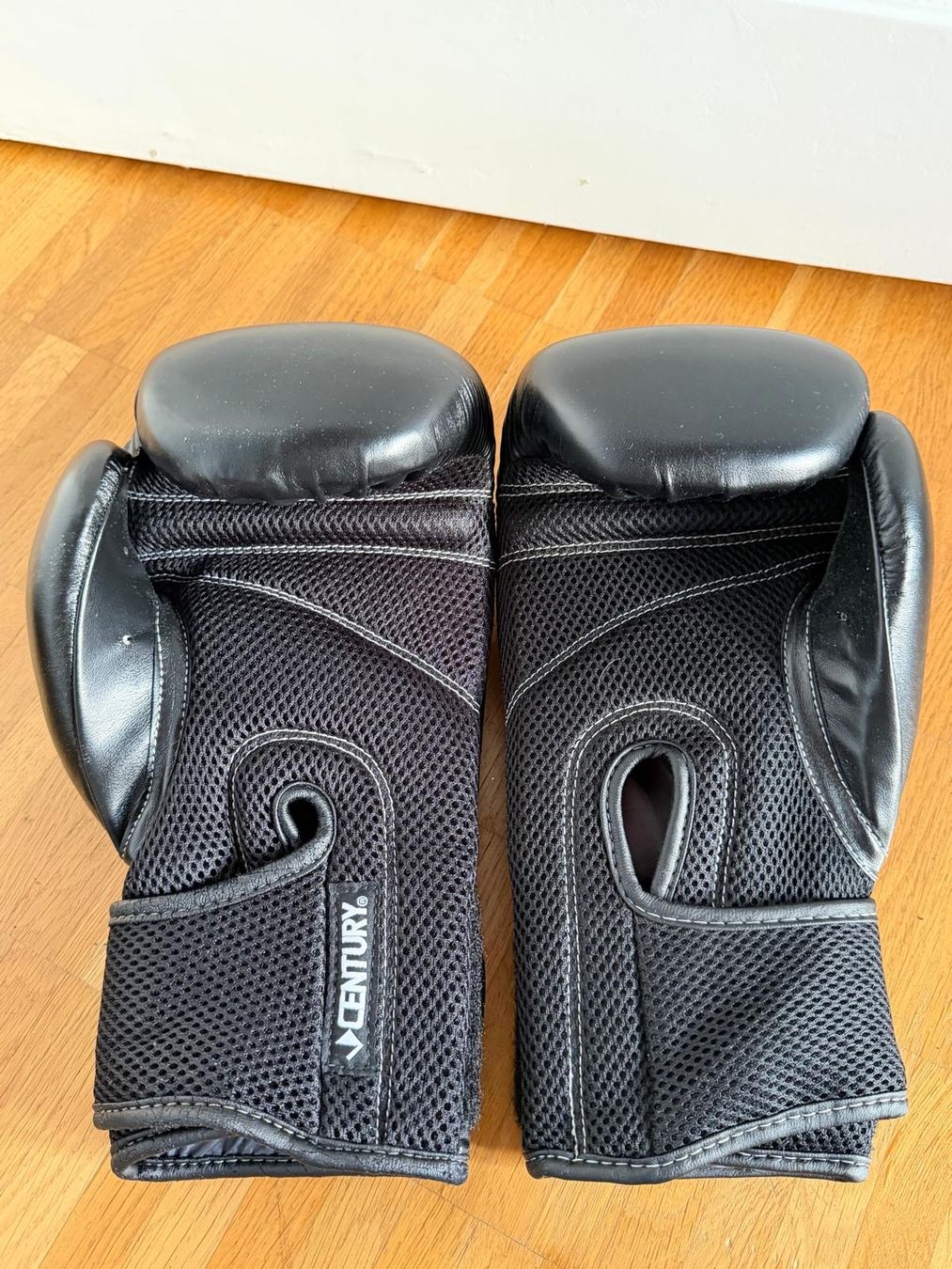 Altri accessori da uomo: Gut erhaltene Kickboxhandschuhe – Usato da Zürich venduto da sir_g6hp 1