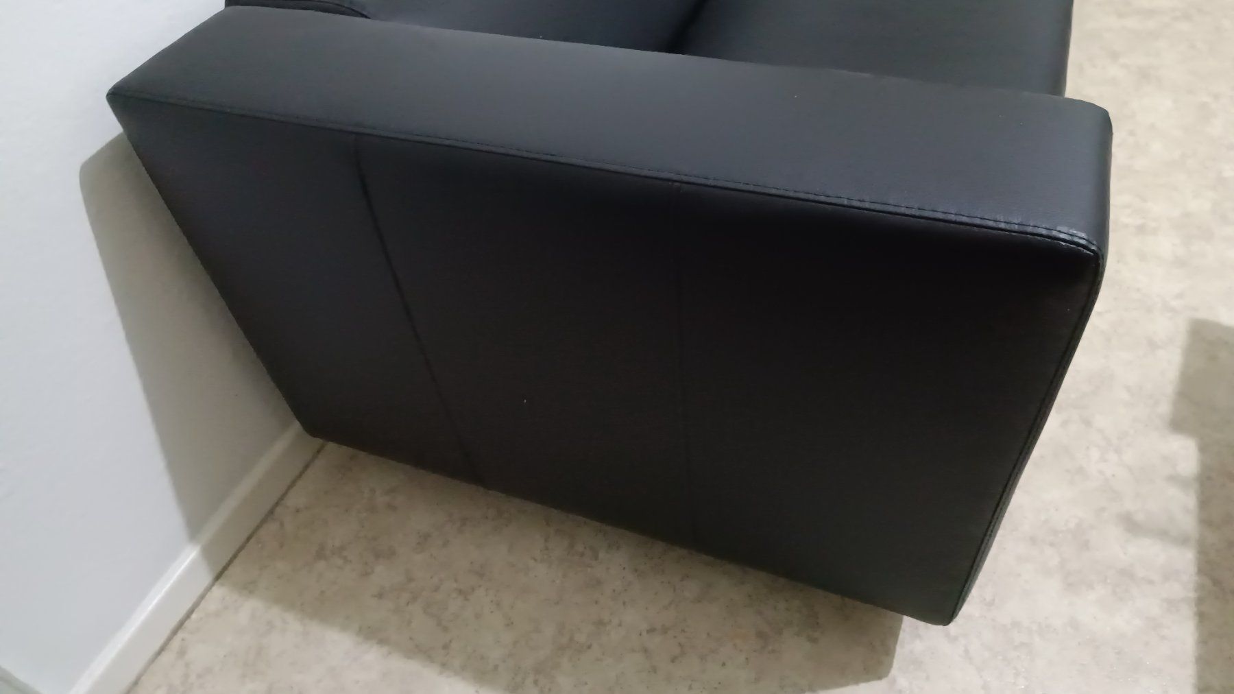 Ikea Sofas: Echtleder Sofa Schwarz IKEA – Gebraucht aus Riva San Vitale von MJB55 1