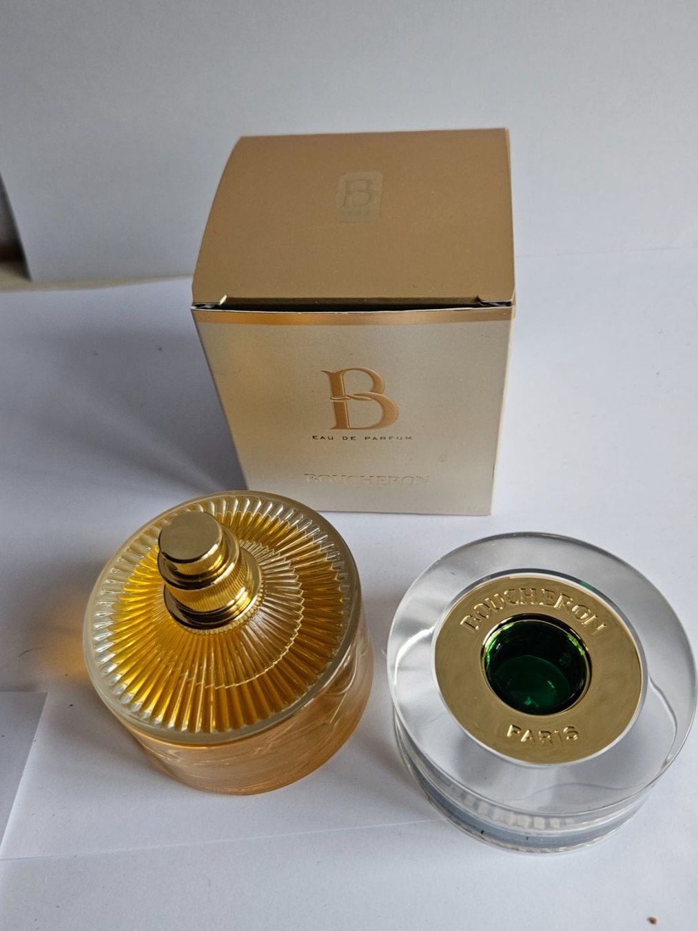 Boucheron Profumi & Eau de Toilette: Boucheron Eau de Parfum 50ml - Flacon rare et élégant – Nuovo (secondo la descrizione) da St-Barthélemy VD venduto da trak98p 1