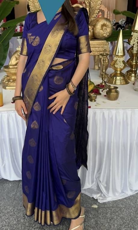Robes: Saree blau – D'occasion à Rüfenacht BE par sdent