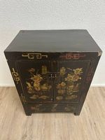 Chinesisches Hochzeitskästchen aus Holz