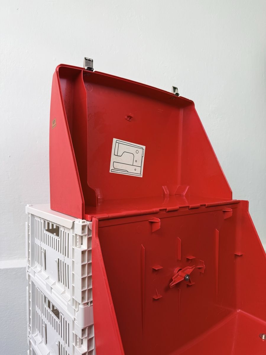 Bernina Nähmaschinen: Bernina 831, guter Zustand – Gebraucht aus Basel von A-Z-B 7