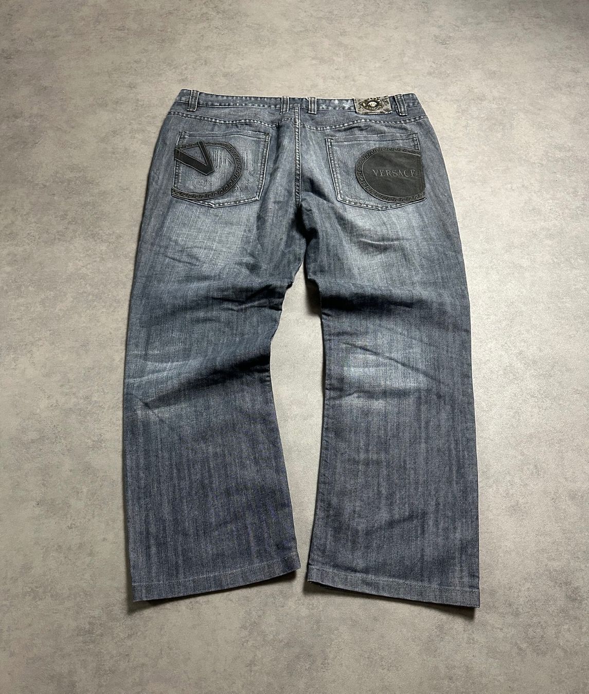 Jeans: Versace Jeans Grösse XL – Usato da Wolfhalden venduto da GodzillaArchive