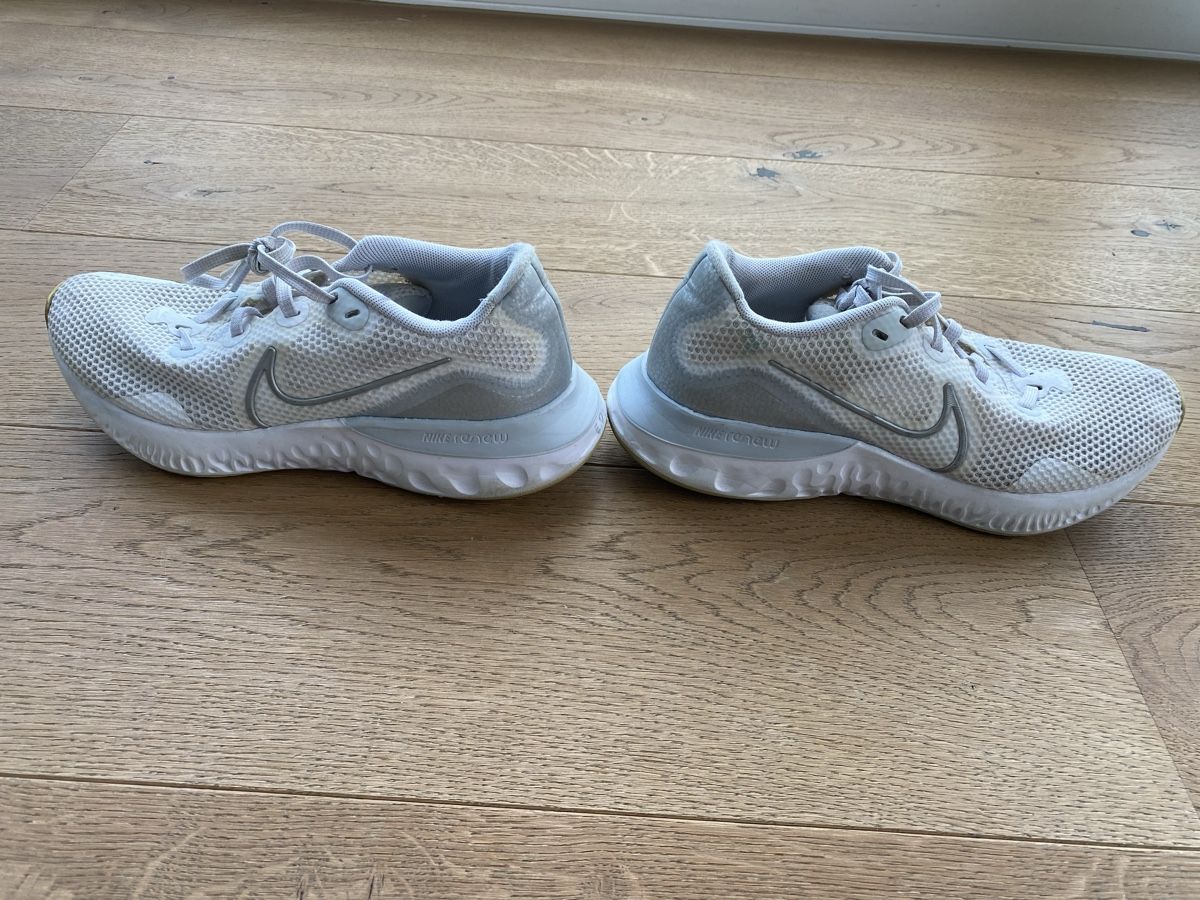 Nike Scarpe da donna: Nike Hallenturnschuh – Usato da Watt venduto da yaelD 3