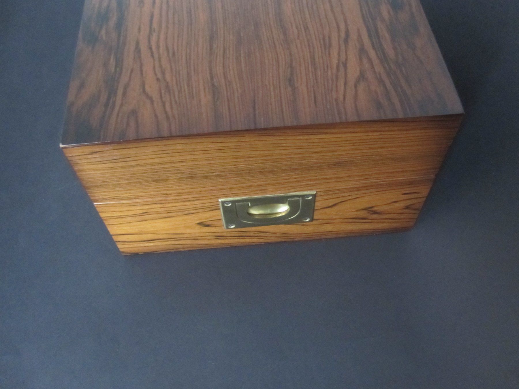 Davidoff Humidor per sigari: Davidoff Humidor – Usato da Scherzingen venduto da packtesan 1
