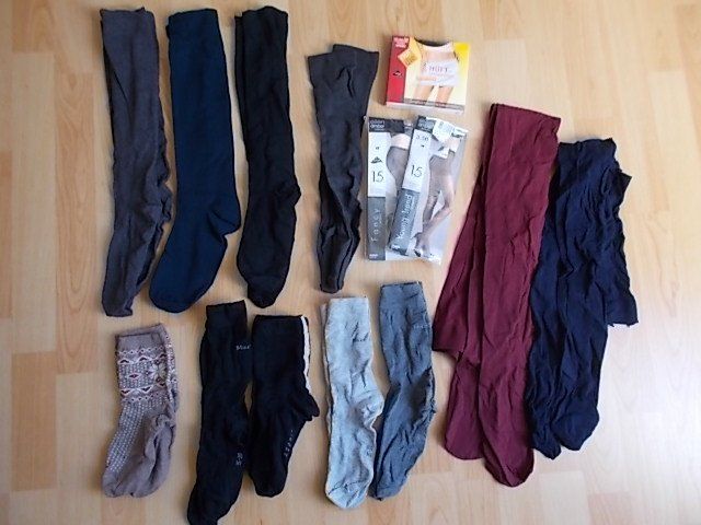 Socken: Strümpfe und Strumpfhosen Gr. 35-38 / 9 1/2 – Neu (gemäss Beschreibung) aus Chexbres von indi03