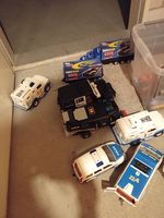 Polizeiauto mit Figuren