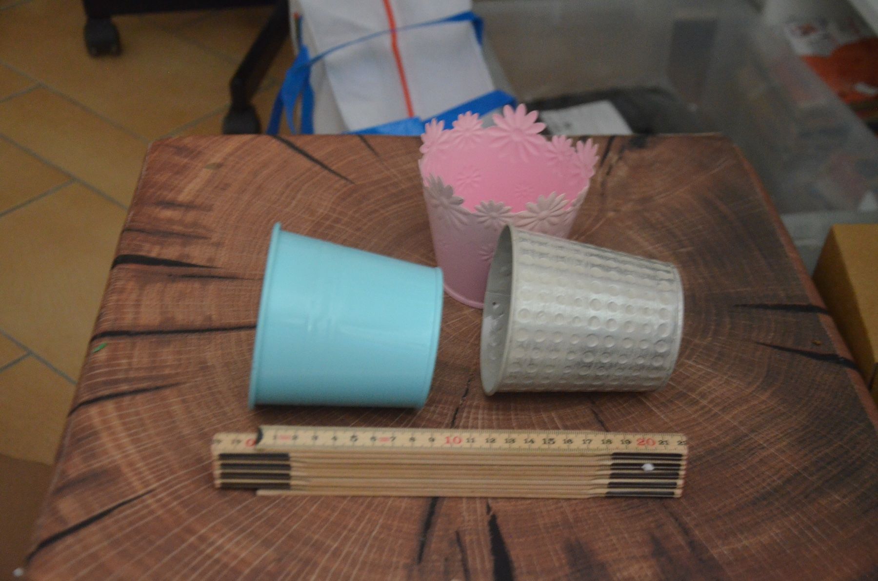 Vasi & Recipienti: 3 STUCK VASE – Usato da Chiasso venduto da Dolly015 1