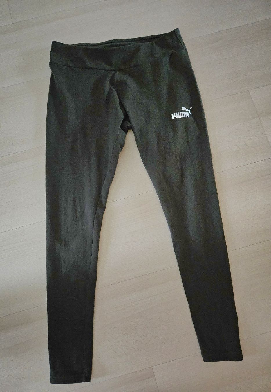 Puma Leggings: PUMA Damentrainingshose Gr.M – Nuovo (secondo la descrizione) da Rickenbach b. Wil venduto da cornetta