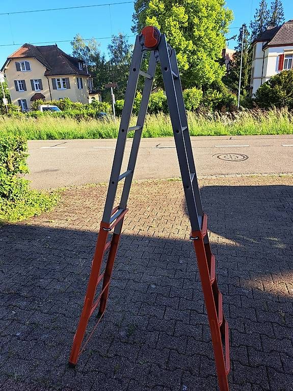 Télescopes: Treppen-Teleskopleiter – D'occasion à Laufenburg par agi_7dfm