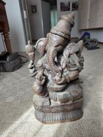 Sitting Ganesha aus Holz