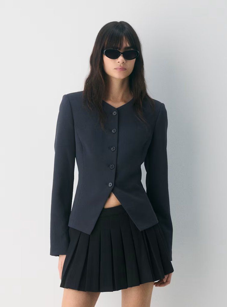 Completi & Tailleur: Aritzia cinched Wilfred Blazer Gr. 4 – Usato da Zürich venduto da lexi_alex