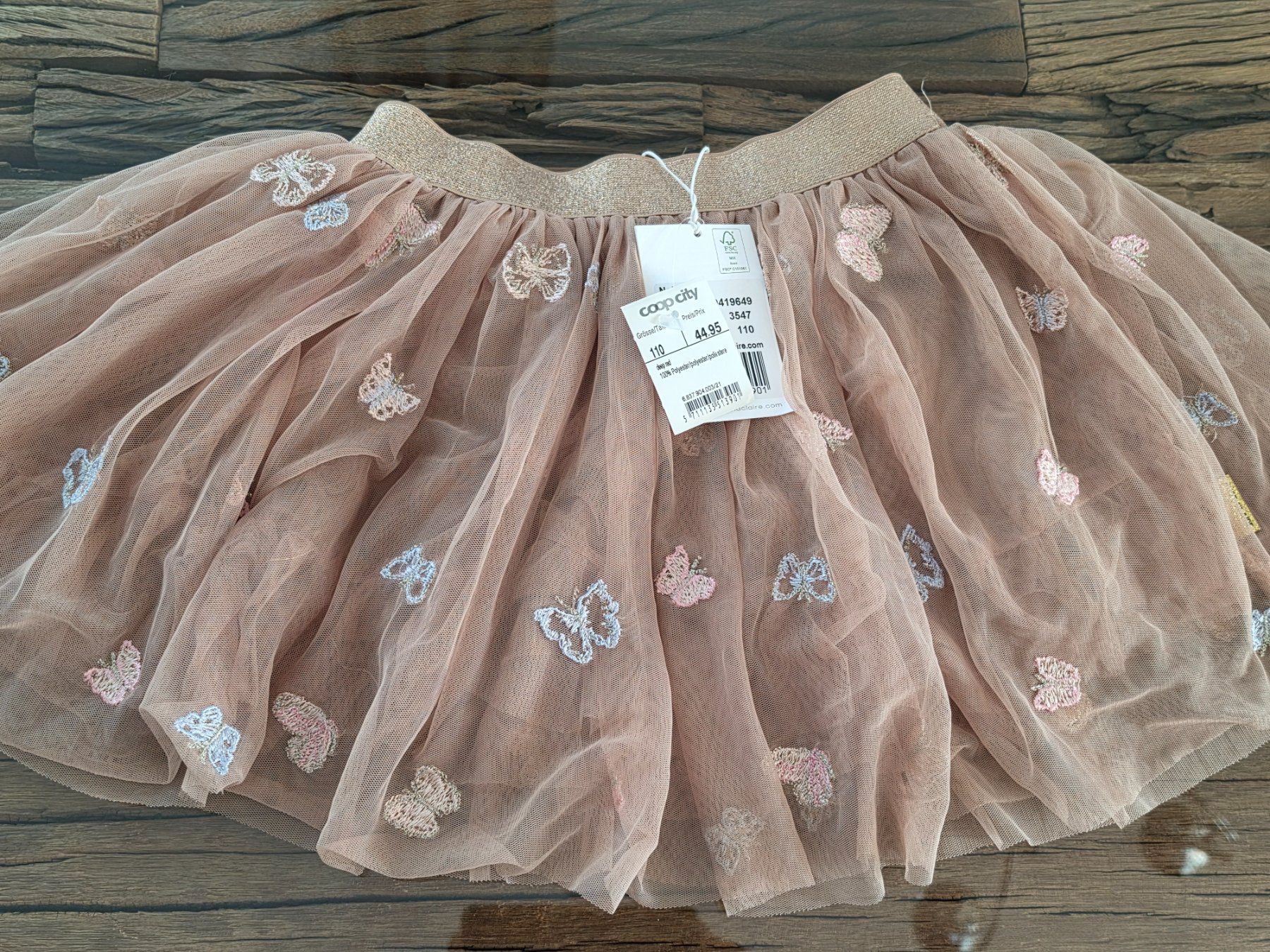Lotti & Set di vestiti: 4-Teilliges Kleider Paket ,Gr. 110 – Usato da Birr venduto da V-K 3