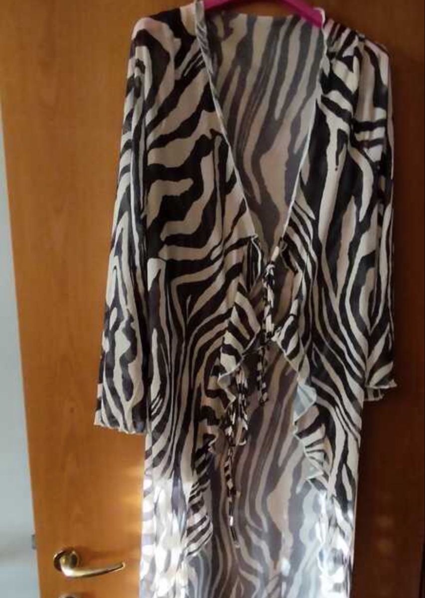 Top: Zebra Long Top Y2K XXL – Usato da Triengen venduto da Meetmeatthebodega 2
