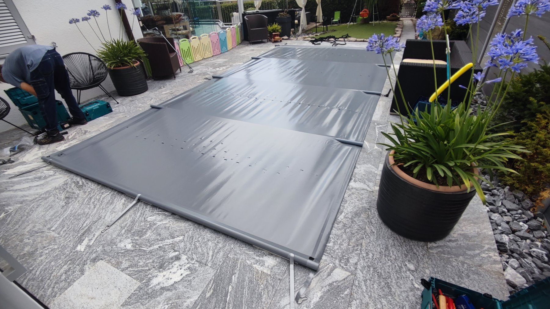 Piscine: Rollabdeckung Klassik 650x350cm Poolabdeckung Poolblache – Nuovo e nell'imballaggio originale da Kriens venduto da PoolsIsland 2