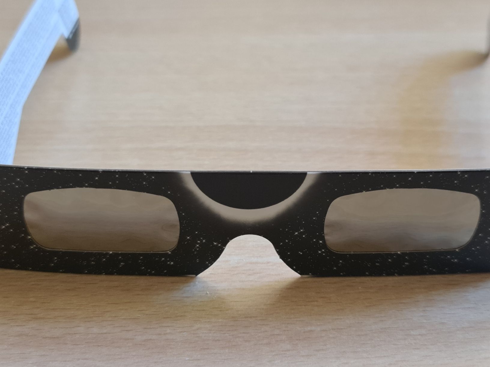 Lunettes & Verres: Sonnenfinsternis-Brille neu – Neuf (Voir description) à Basel par 713luna