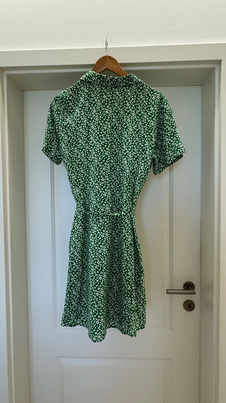 Only Vestiti: Robe chemise à fleurs en viscose – Usato da giffers venduto da sev_c9x9 2