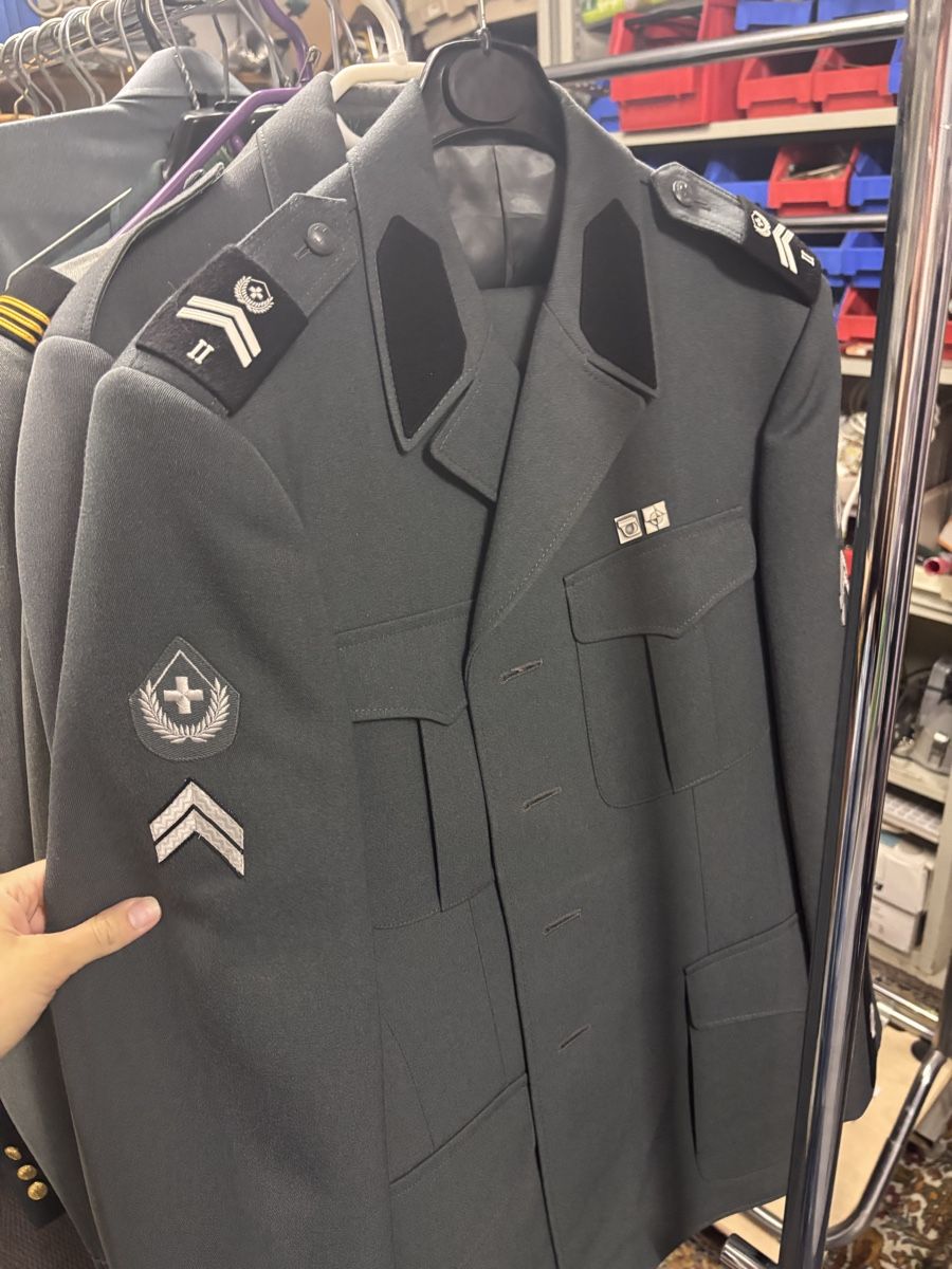 Costumi: Diverse Militär Uniformen/Kostüme – Usato da Sulgen venduto da Alinapina02 2